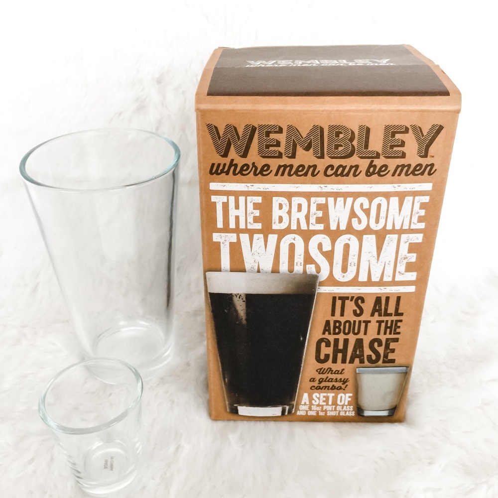 New Wembley "The Brewsome Twosome" Glass Bar Set